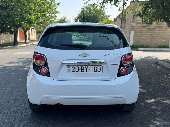Chevrolet Sonic 2015, 181,856 km - 1.4 l - Gəncə