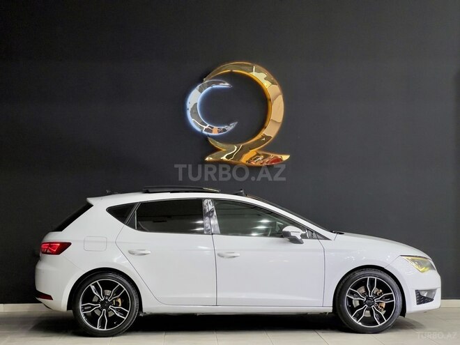 SEAT Leon-5