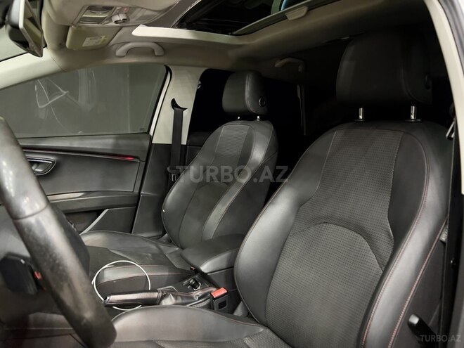 SEAT Leon-16