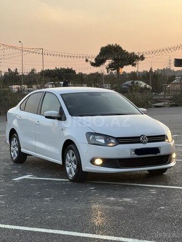 Volkswagen Polo 2012, 321,100 km - 1.6 l - Bakı