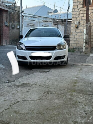 Opel Astra 2005, 240,000 km - 1.4 l - Gəncə
