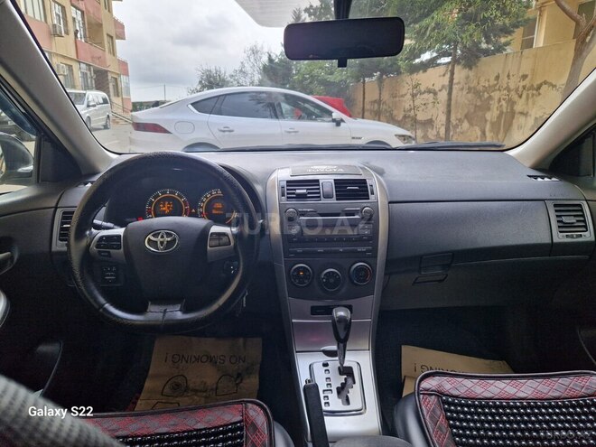 Toyota Corolla 2012, 262,913 km - 1.6 л - Bakı