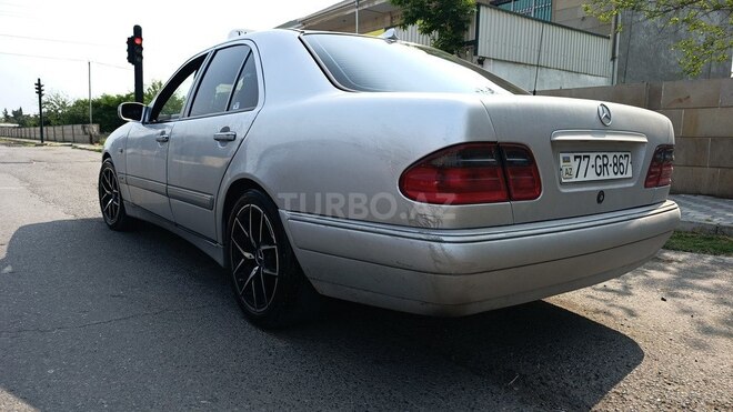 Mercedes E 220 d 2016, 825,143 km - 2.2 l - İmişli