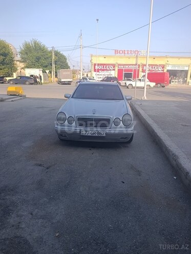 Mercedes E 220 d 2016, 825,143 km - 2.2 l - İmişli