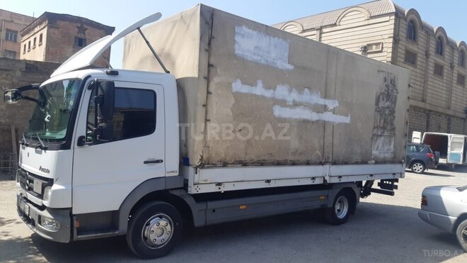 Mercedes Atego 818 2009, 250,000 km - 4.3 l - Bakı