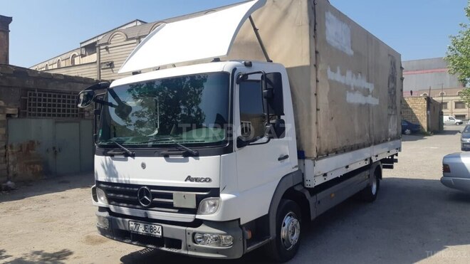 Mercedes Atego 818 2009, 250,000 km - 4.3 l - Bakı