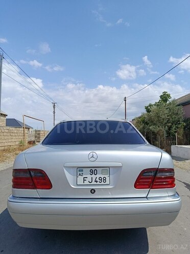 Mercedes E 200 1998, 450,000 km - 2.0 l - Bakı