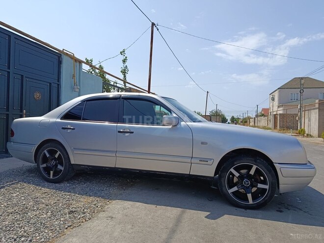 Mercedes E 200 1998, 450,000 km - 2.0 l - Bakı