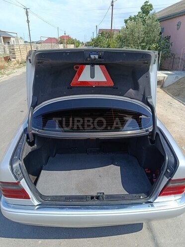 Mercedes E 200 1998, 450,000 km - 2.0 l - Bakı