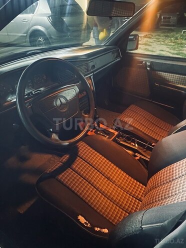 Mercedes 190 1992, 423,000 km - 2.0 l - Bakı
