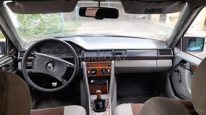 Mercedes E 200 d 1990, 350,000 km - 2.0 l - Lənkəran