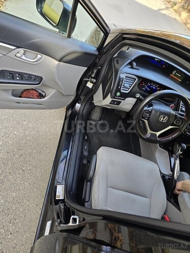 Honda Civic 2014, 235,000 km - 1.5 l - Bakı