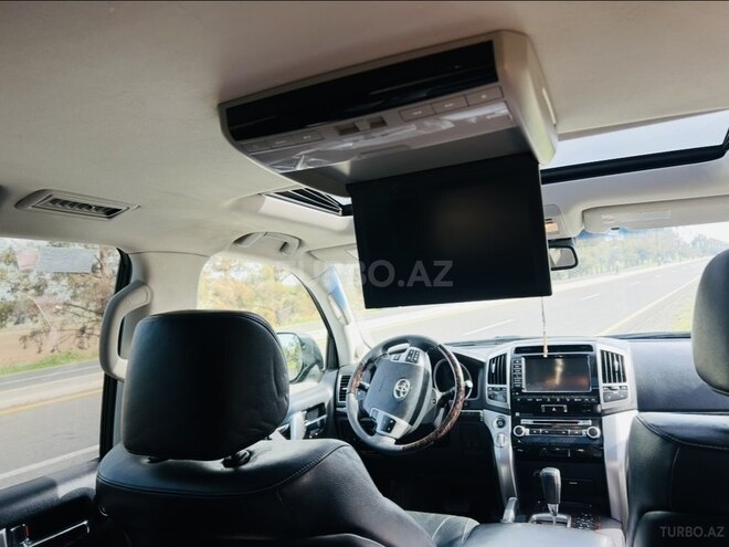 Toyota Land Cruiser 2012, 282,000 km - 4.6 l - Naftalan