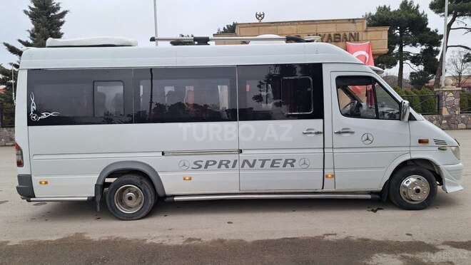 Mercedes Sprinter 316 2001, 250,000 km - 2.7 l - Qazax
