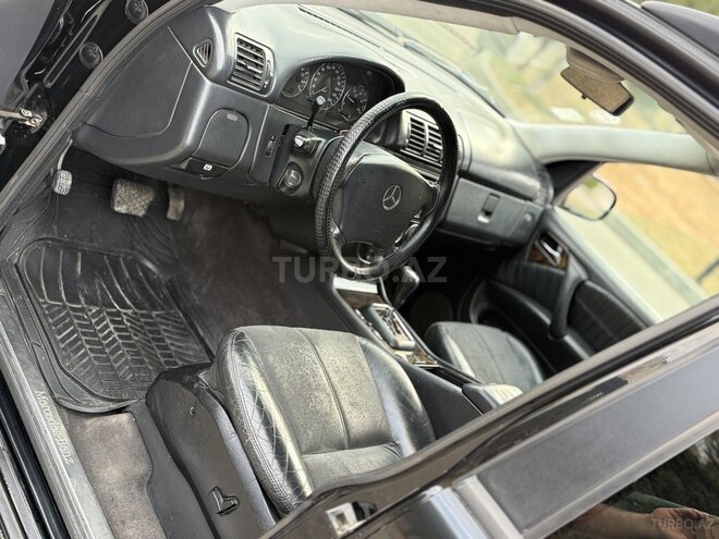 Mercedes ML 270 2004, 232,000 km - 2.7 л - Bakı