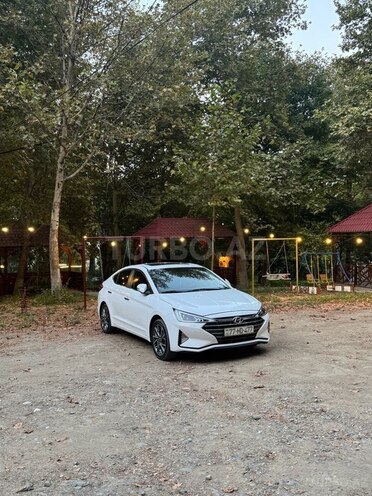 Hyundai Elantra 2019, 118,000 km - 2.0 l - Şəmkir