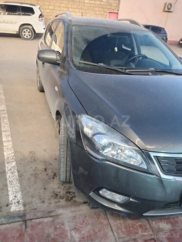 Kia Ceed 2009, 257,700 km - 1.6 л - Gəncə