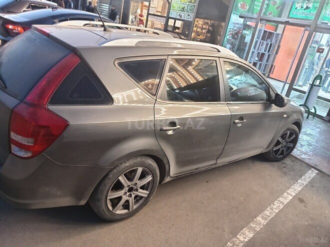 Kia Ceed 2009, 257,700 km - 1.6 л - Gəncə