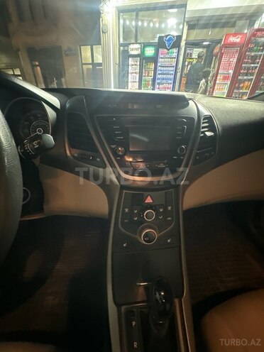 Hyundai Elantra 2014, 176,900 km - 1.8 л - Bakı