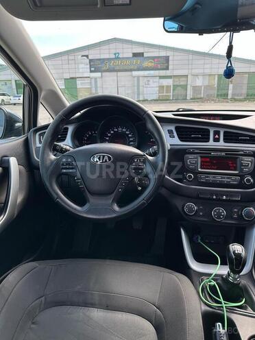 Kia Ceed 2014, 220,000 km - 1.6 l - Bakı