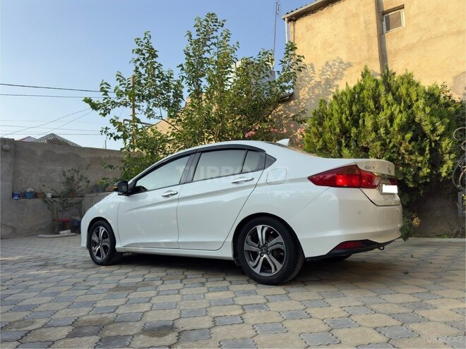 Honda City 2014, 218,000 km - 1.5 l - Bakı