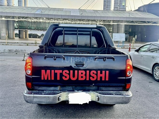 Mitsubishi L200 2008, 265,000 km - 2.5 l - Bakı