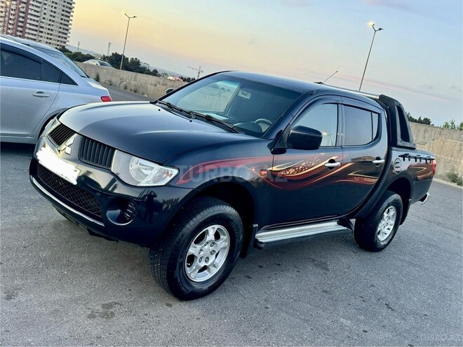 Mitsubishi L200 2008, 265,000 km - 2.5 l - Bakı