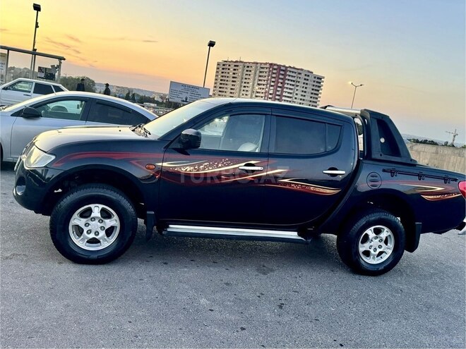 Mitsubishi L200 2008, 265,000 km - 2.5 l - Bakı