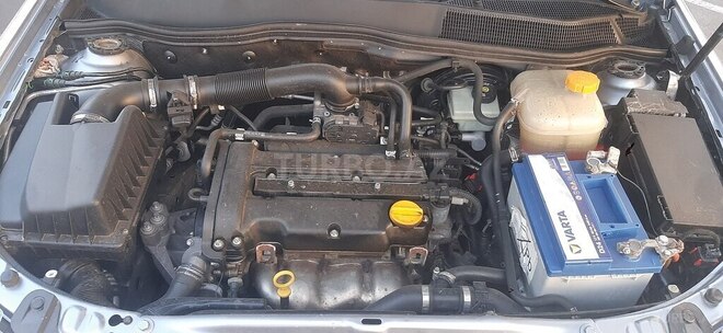 Opel Astra 2008, 270,000 km - 1.4 l - Gəncə