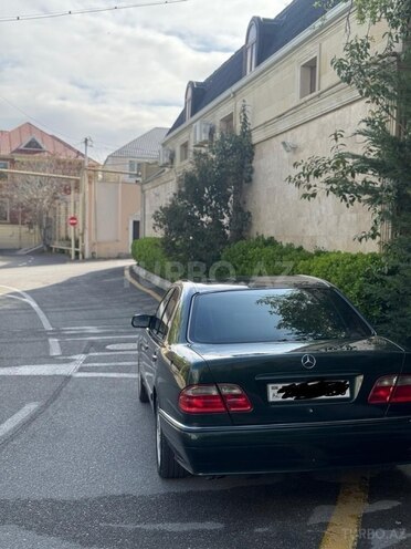 Mercedes E 280 1998, 384,500 km - 2.8 l - Bakı