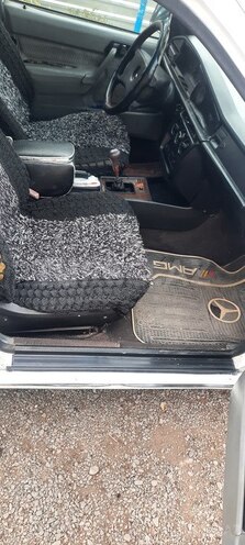 Mercedes 190 1990, 235,874 km - 2.0 л - Zaqatala