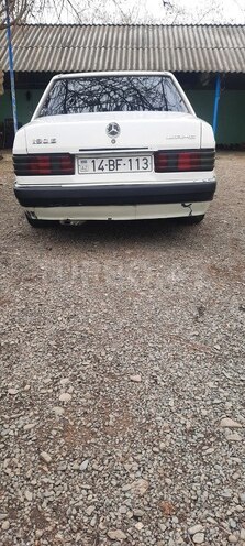Mercedes 190 1990, 235,874 km - 2.0 л - Zaqatala