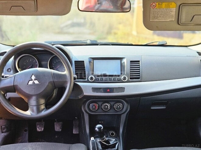 Mitsubishi Lancer 2011, 240,000 km - 1.5 l - Bakı