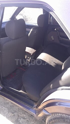 Mercedes 190 1991, 270,000 km - 2.0 l - Salyan