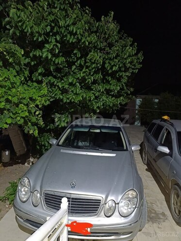 Mercedes E 270 2002, 370,000 km - 2.7 l - Şabran