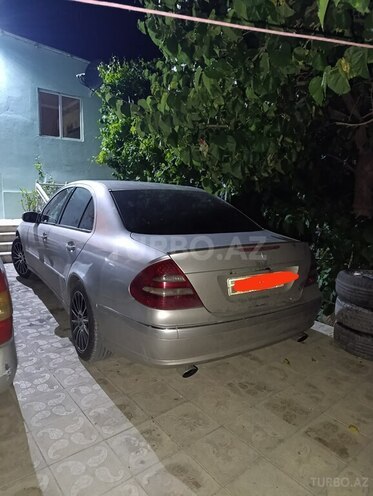 Mercedes E 270 2002, 370,000 km - 2.7 l - Şabran