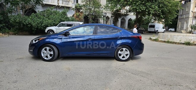 Hyundai Elantra 2015, 187,000 km - 1.8 л - Bakı