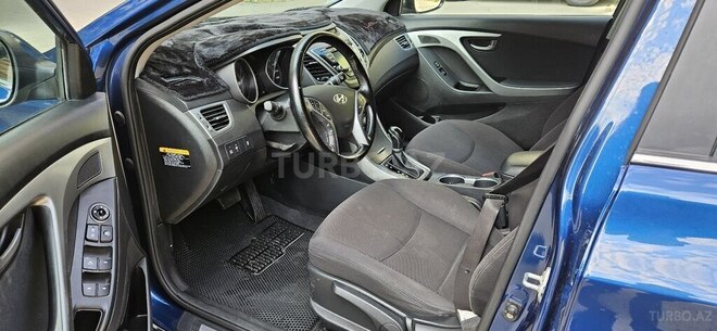 Hyundai Elantra 2015, 187,000 km - 1.8 л - Bakı