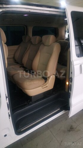 Hyundai H-1 2012, 250,000 km - 2.5 l - Bakı