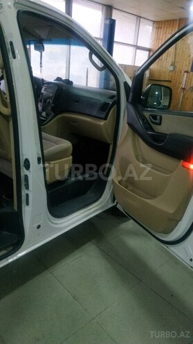 Hyundai H-1 2012, 250,000 km - 2.5 l - Bakı