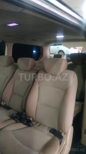 Hyundai H-1 2012, 250,000 km - 2.5 l - Bakı