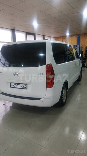 Hyundai H-1 2012, 250,000 km - 2.5 l - Bakı