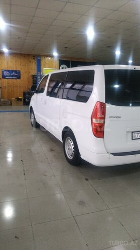 Hyundai H-1 2012, 250,000 km - 2.5 l - Bakı