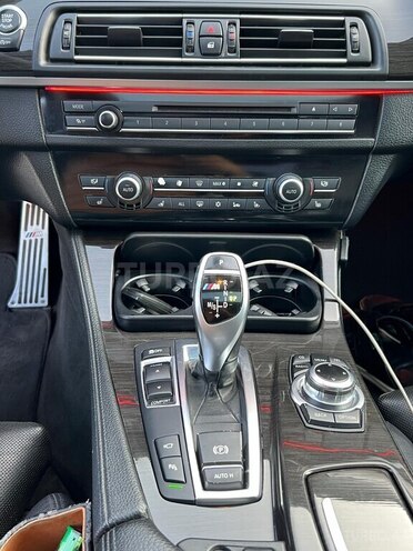 BMW 530 2011, 268,458 km - 3.0 l - Bakı