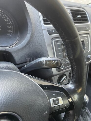 Volkswagen Polo 2019, 180,000 km - 1.6 l - Bakı