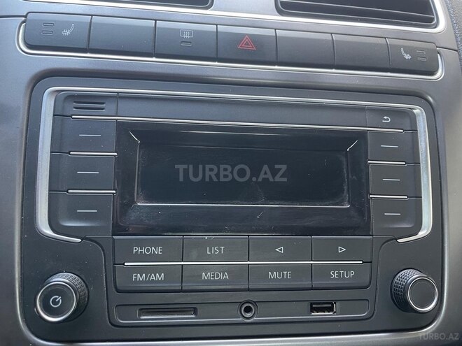 Volkswagen Polo 2019, 180,000 km - 1.6 l - Bakı
