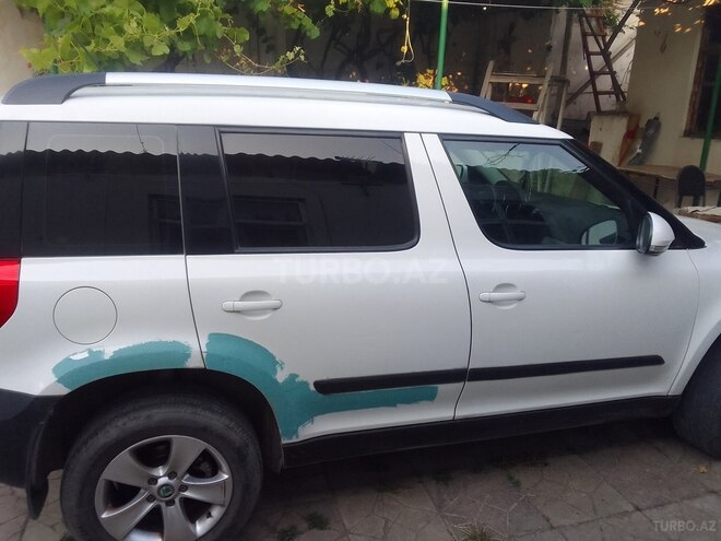 Skoda Yeti 2012, 205,000 km - 1.2 l - Bakı