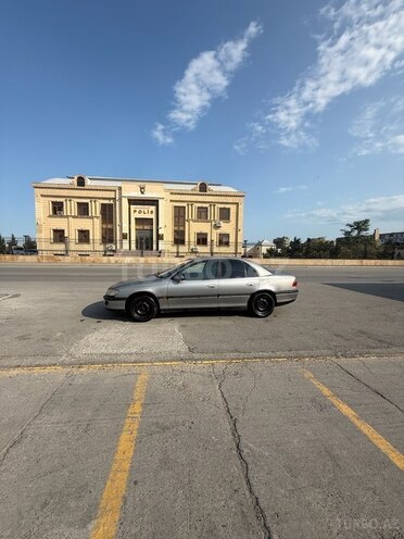 Opel Omega 1995, 200,000 km - 2.0 l - Bakı