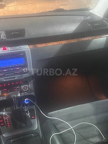 Volkswagen Passat 2009, 207,000 km - 1.8 л - Bakı