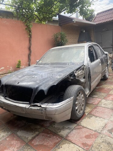 Mercedes E 240 1997, 360,000 km - 2.4 l - Bakı